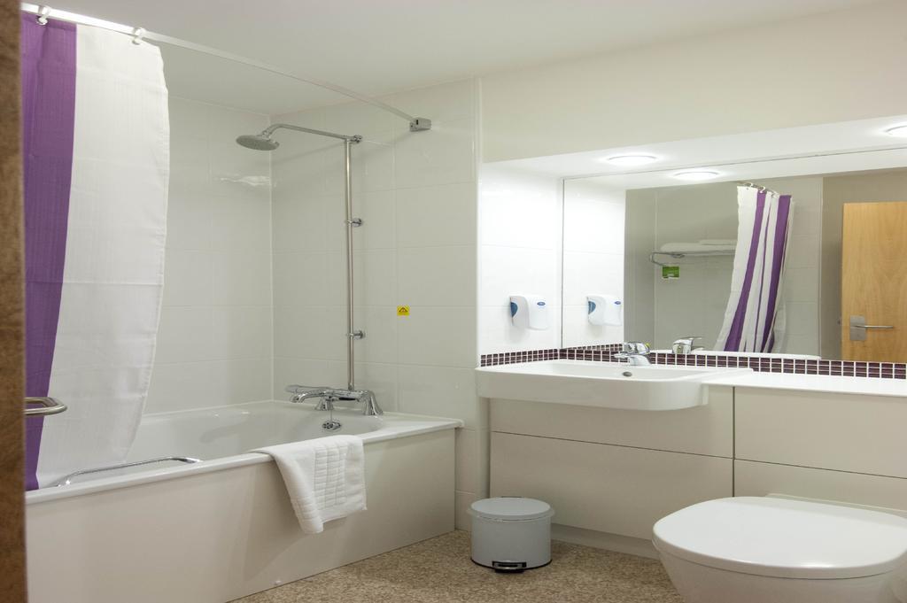 Premier Inn Hemel Hempstead Central Екстер'єр фото